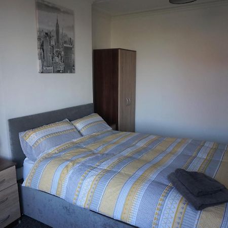 דירות קרו Mill Street House מראה חיצוני תמונה